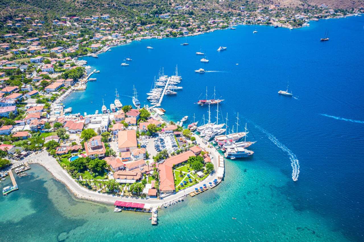 Başkan Aras’tan Selimiye’deki Marina Projesine Tepki 1